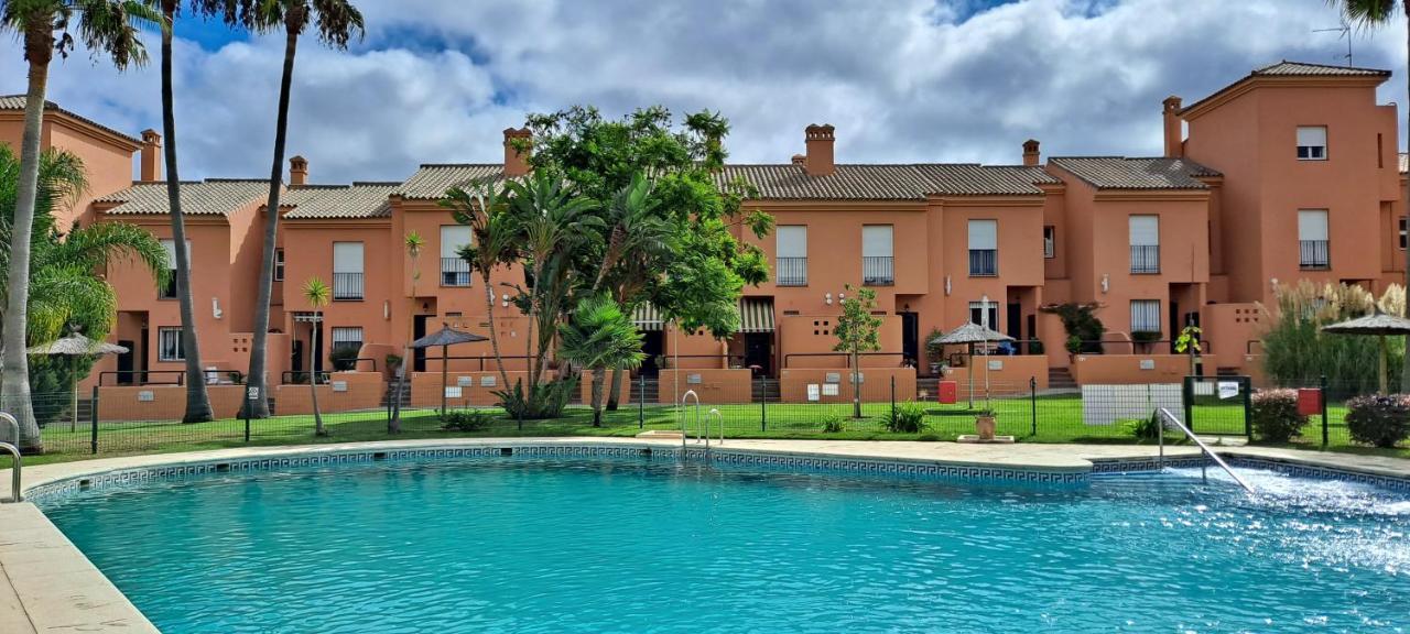 Villa Unifamiliar 3 D.Novo Sancti Petri Chiclana de la Frontera Exterior foto